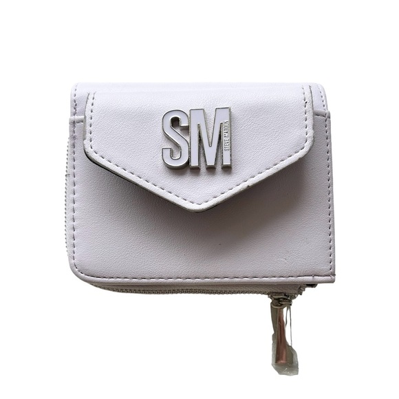 Steve Madden Credit Bifold Wallet Light Lavender - Picture 1 of 8